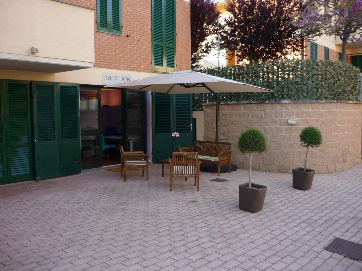 Caletta Apartments Кастильончело Екстериор снимка