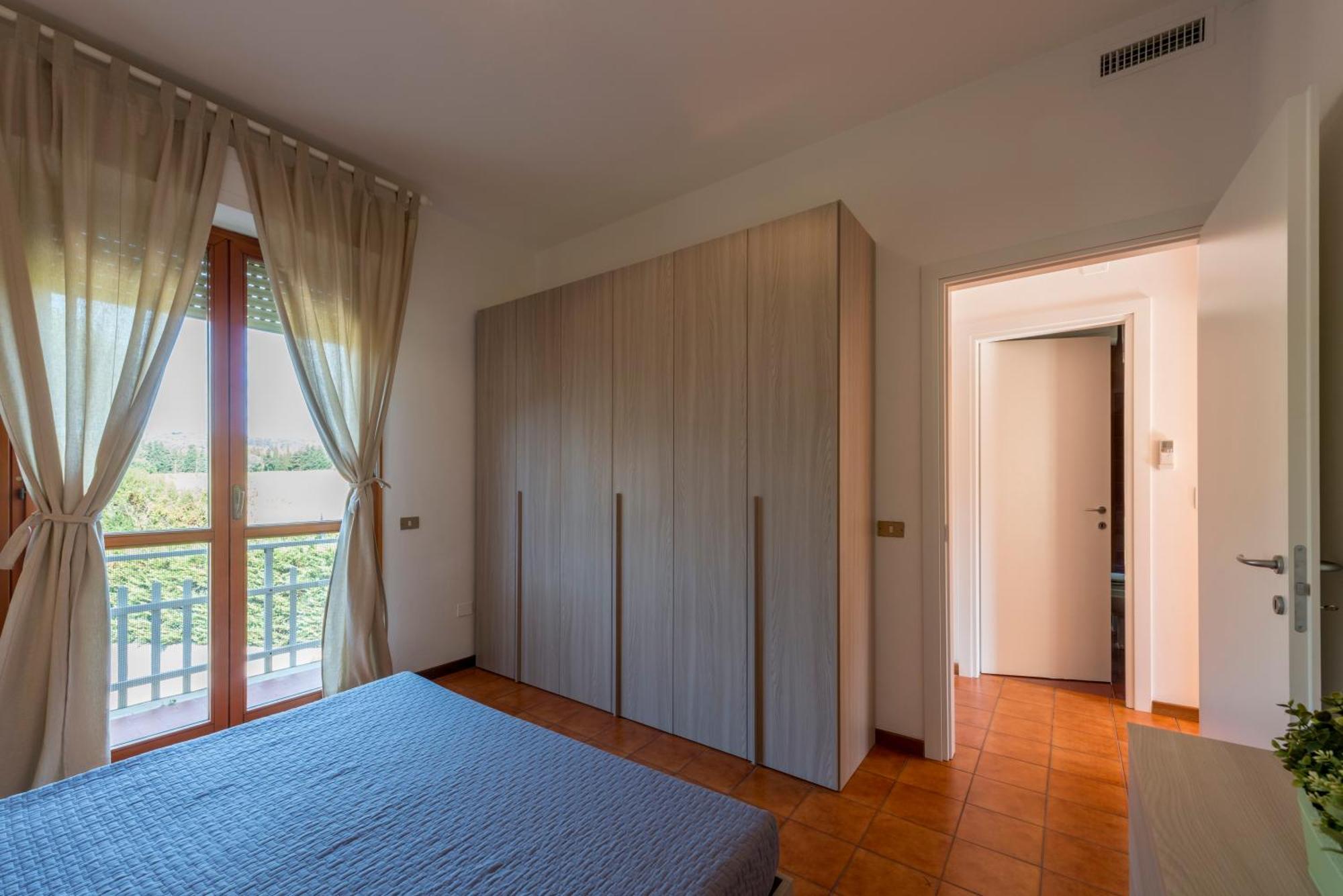 Caletta Apartments Кастильончело Екстериор снимка