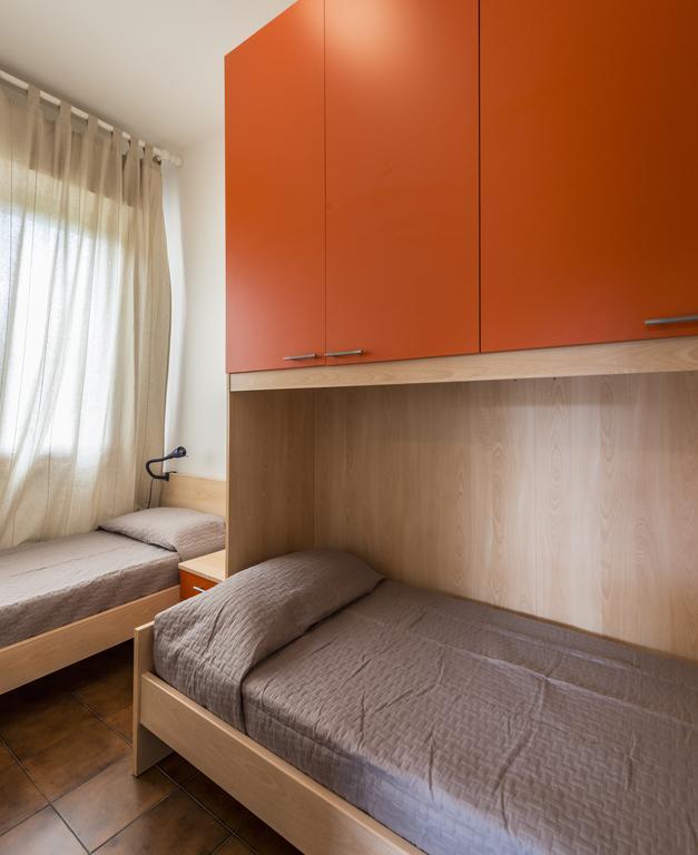 Caletta Apartments Кастильончело Екстериор снимка